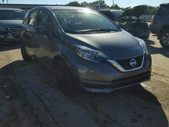 3N1CE2CP8JL356030 - 2018 NISSAN VERSA NOTE GRAY photo 1