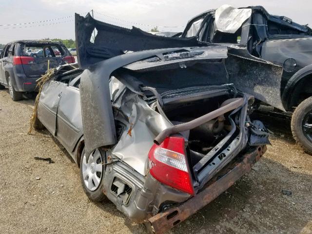 4T1BE32K22U521464 - 2002 TOYOTA CAMRY LE SILVER photo 3