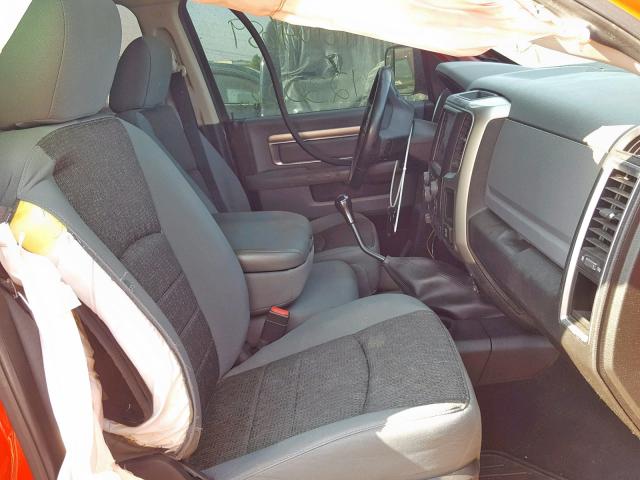 3C6UR5ML8DG617003 - 2013 RAM 2500 SLT 红色 照片 5