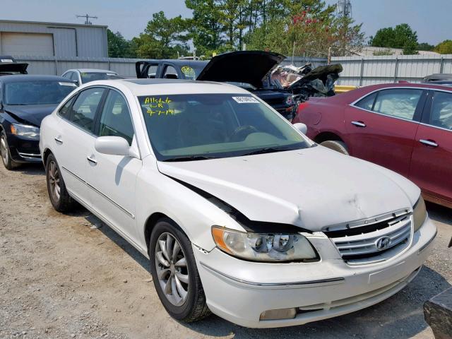 KMHFC46F67A211577 - 2007 HYUNDAI AZERA SE WHITE photo 1