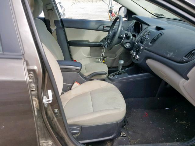 KNAFU4A25A5239695 - 2010 KIA FORTE EX BROWN photo 5