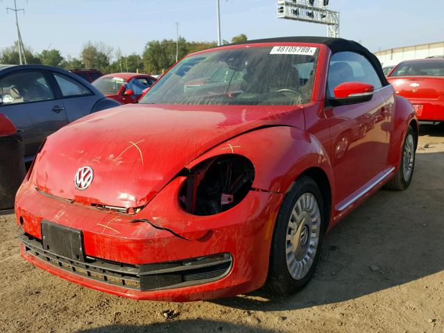 3VW517AT7GM806541 - 2016 VOLKSWAGEN BEETLE S/S RED photo 2
