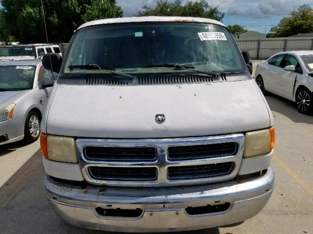 2B6HB11Z71K558075 - 2001 DODGE RAM VAN B1 WHITE photo 9