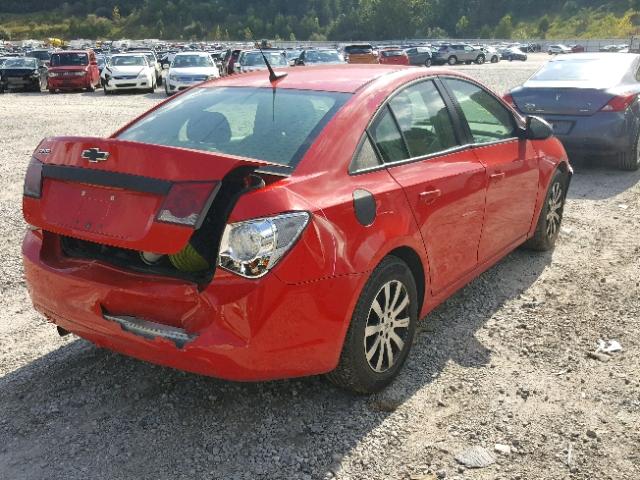 1G1PB5SH8E7271226 - 2014 CHEVROLET CRUZE LS RED photo 4