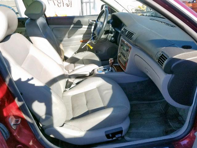 WVWRH63B64P053556 - 2004 VOLKSWAGEN PASSAT GLX MAROON photo 5