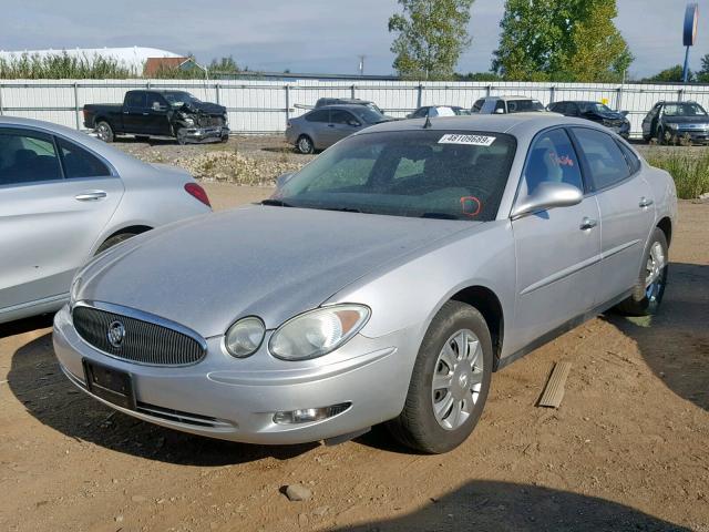 2G4WC532651253021 - 2005 BUICK LACROSSE C SILVER photo 2