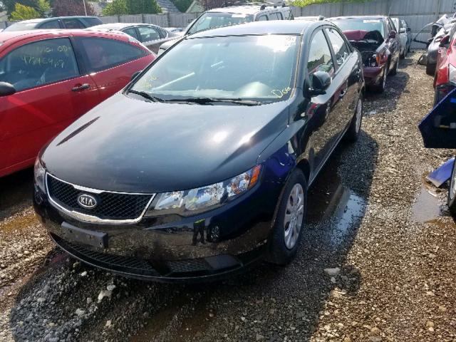 KNAFU4A28A5881389 - 2010 KIA FORTE EX BLACK photo 2