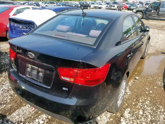 KNAFU4A28A5881389 - 2010 KIA FORTE EX BLACK photo 4