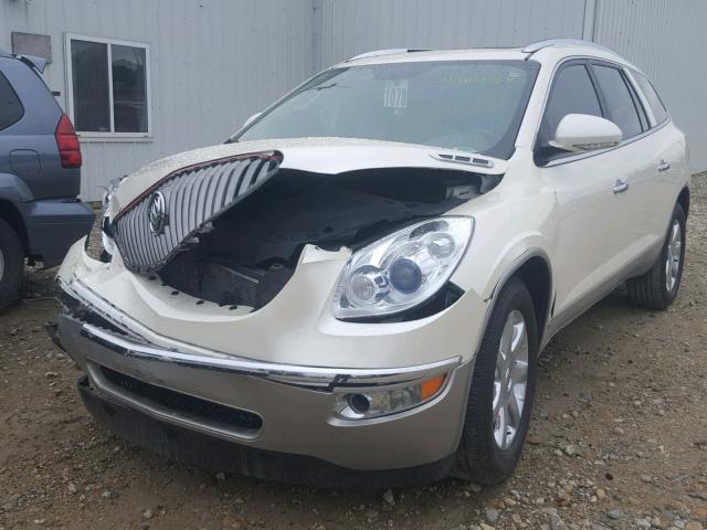 5GALRBED0AJ186680 - 2010 BUICK ENCLAVE CX WHITE photo 2