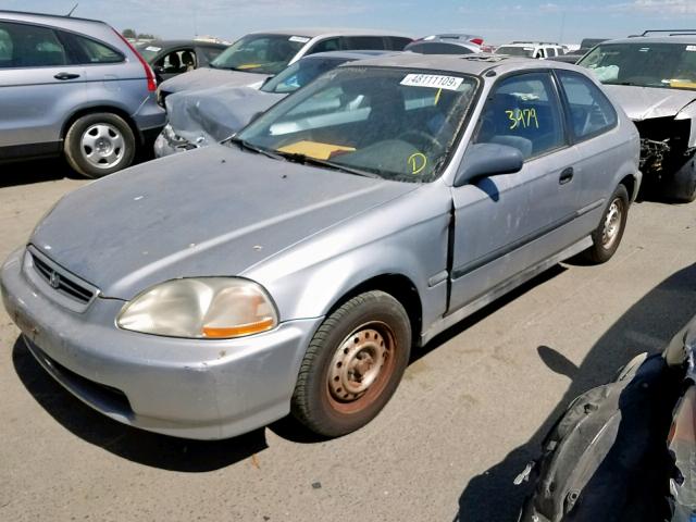 2HGEJ6443TH105281 - 1996 HONDA CIVIC DX SILVER photo 2