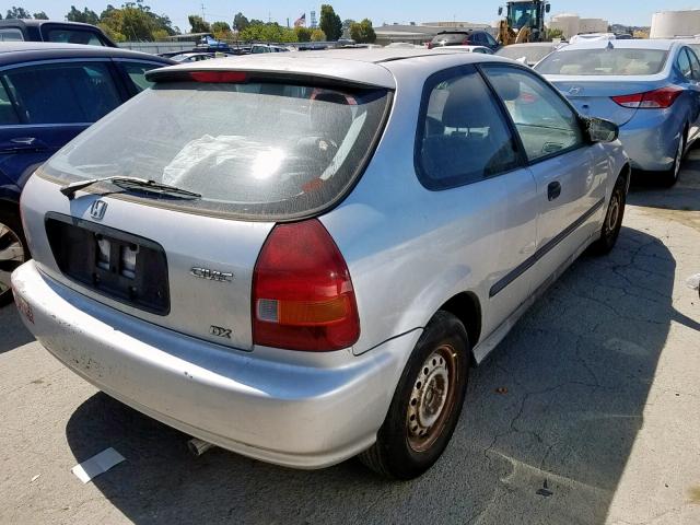 2HGEJ6443TH105281 - 1996 HONDA CIVIC DX SILVER photo 4