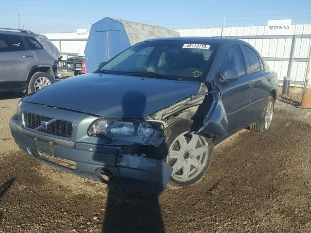 YV1RH58D322167815 - 2002 VOLVO S60 2.5T GRAY photo 2