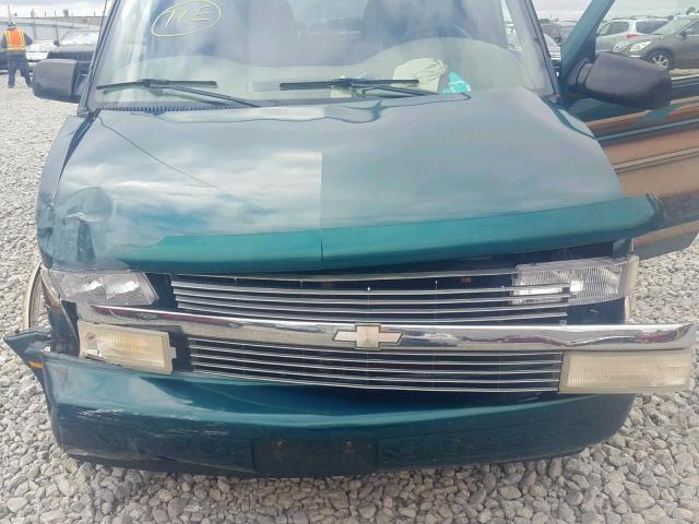 1GBDM19WXWB174338 - 1998 CHEVROLET ASTRO TWO TONE photo 7