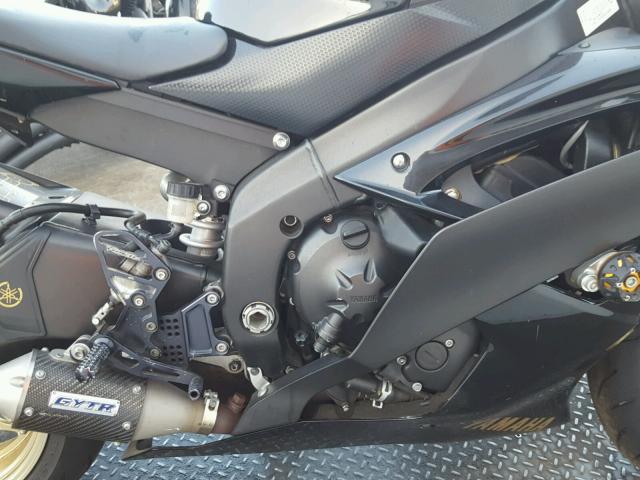 JYARJ16YX9A003496 - 2009 YAMAHA YZFR6 C BLACK photo 7