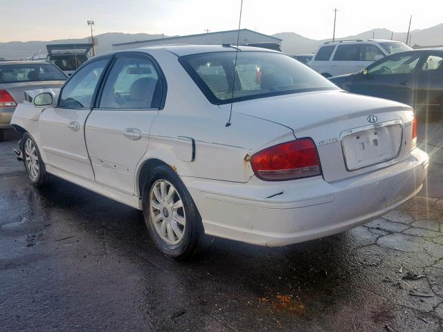 KMHWF25S32A673033 - 2002 HYUNDAI SONATA GL WHITE photo 3