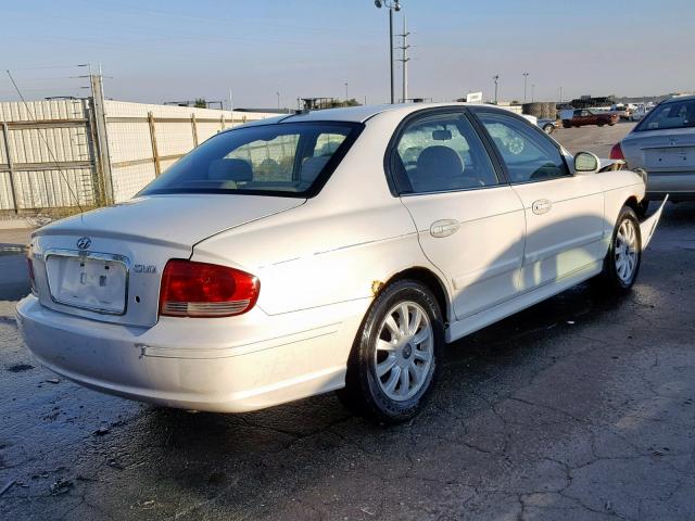 KMHWF25S32A673033 - 2002 HYUNDAI SONATA GL WHITE photo 4