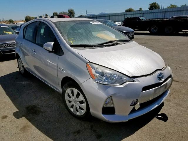 JTDKDTB33E1060765 - 2014 TOYOTA PRIUS C SILVER photo 1