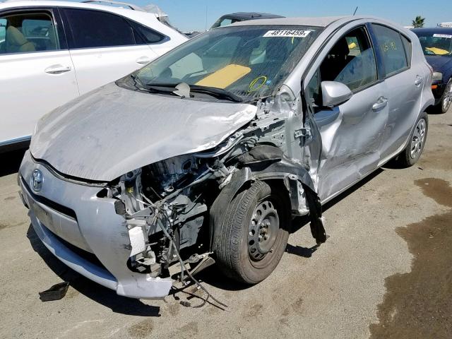 JTDKDTB33E1060765 - 2014 TOYOTA PRIUS C SILVER photo 2