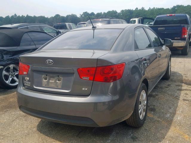 KNAFU4A20D5732589 - 2013 KIA FORTE EX CHARCOAL photo 4