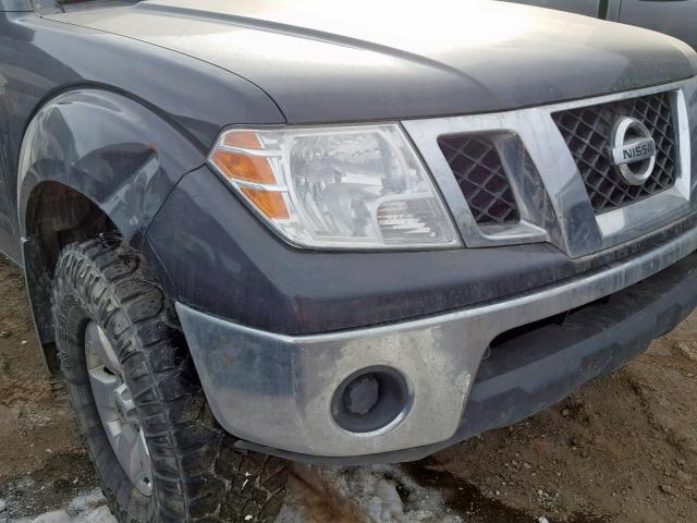 1N6AD0FV2AC445624 - 2010 NISSAN FRONTIER C GRAY photo 9