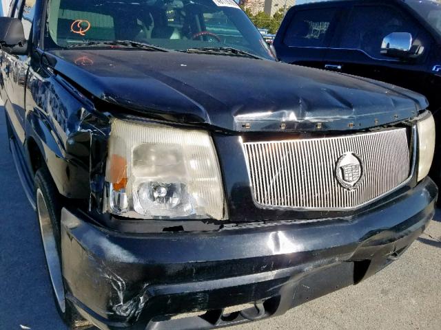 1GYEC63T82R146497 - 2002 CADILLAC ESCALADE L BLACK photo 9