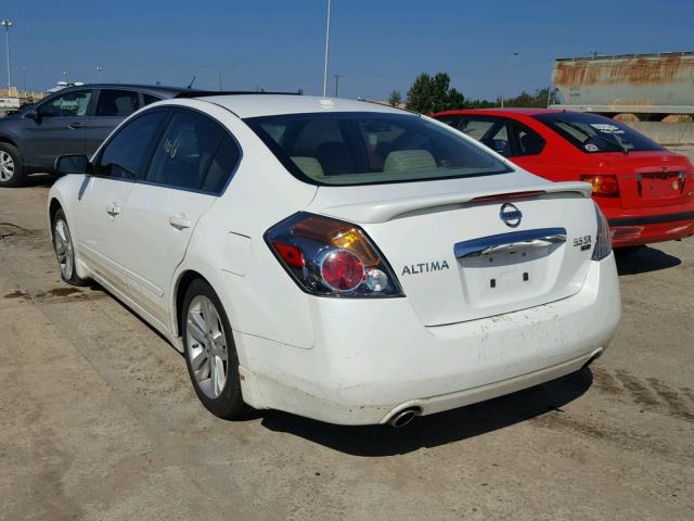 1N4BL2AP7AC168523 - 2010 NISSAN ALTIMA SR WHITE photo 3