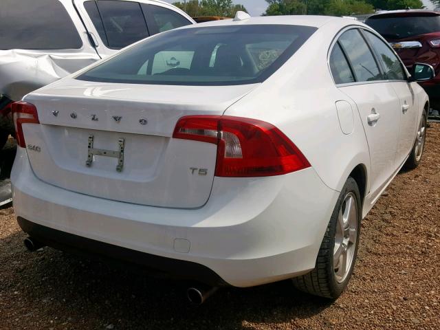 YV1612FS3D1213756 - 2013 VOLVO S60 T5 WHITE photo 4