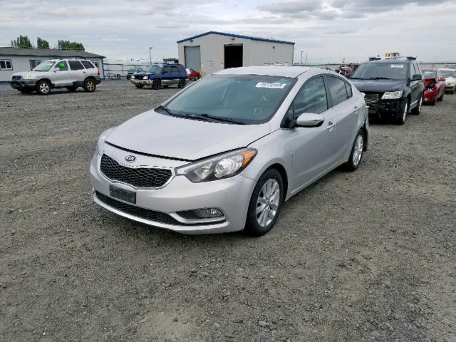 KNAFX4A84E5096661 - 2014 KIA FORTE EX WHITE photo 2