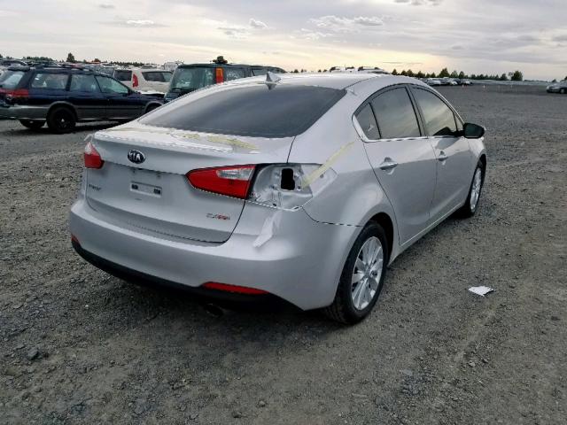 KNAFX4A84E5096661 - 2014 KIA FORTE EX WHITE photo 4