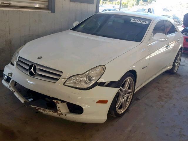 WDDDJ77X27A091096 - 2007 MERCEDES-BENZ CLS 63 AMG WHITE photo 2