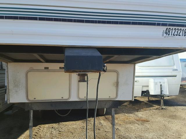 17S3B8390P9004936 - 1993 SHAS 5TH WHEEL WHITE photo 7