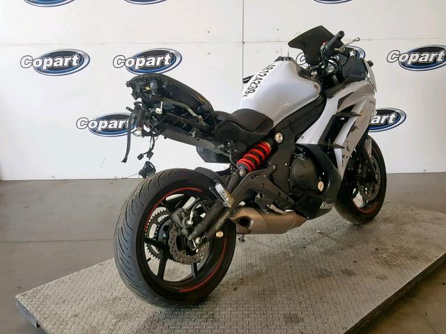 JKAEXEE10DDA09230 - 2013 KAWASAKI EX650 E WHITE photo 4