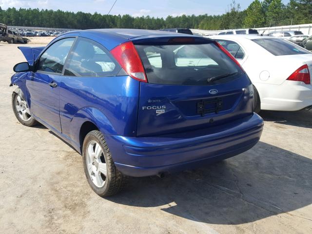 1FAFP31N36W160984 - 2006 FORD FOCUS ZX3 BLUE photo 3