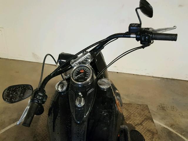 1HD1JRV18DB041346 - 2013 HARLEY-DAVIDSON FLS SOFTAI 黑色 照片 5