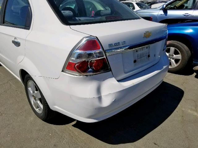 KL1TG56638B078698 - 2008 CHEVROLET AVEO LT WHITE photo 9