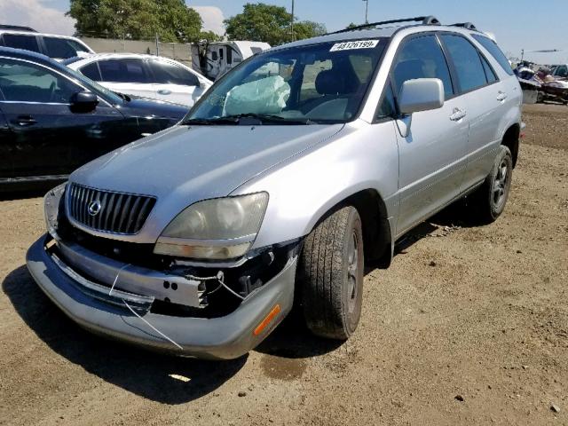 JT6GF10UXY0077824 - 2000 LEXUS RX 300 SILVER photo 2