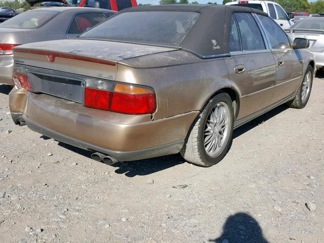 1G6KS54Y7WU903282 - 1998 CADILLAC SEVILLE SL GOLD photo 4