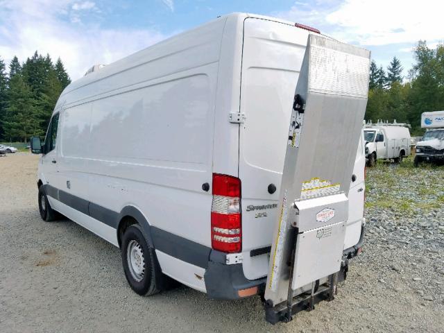 WDYPE845875167518 - 2007 FREIGHTLINER SPRINTER 2 WHITE photo 3