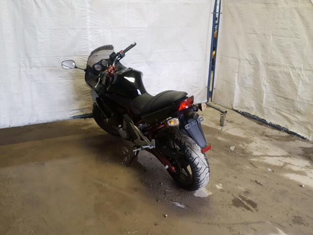 JKAEXEA196A003997 - 2006 KAWASAKI EX650 A6F BLACK photo 3