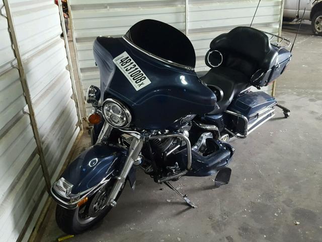 1HD1FC4128Y612056 - 2008 HARLEY-DAVIDSON FLHTCUI BLUE photo 2