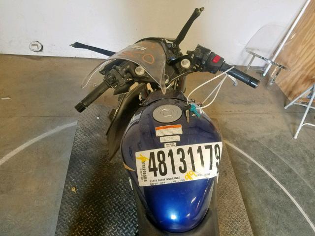 MLHMC4104C5200284 - 2012 HONDA CBR250 R BLUE photo 5