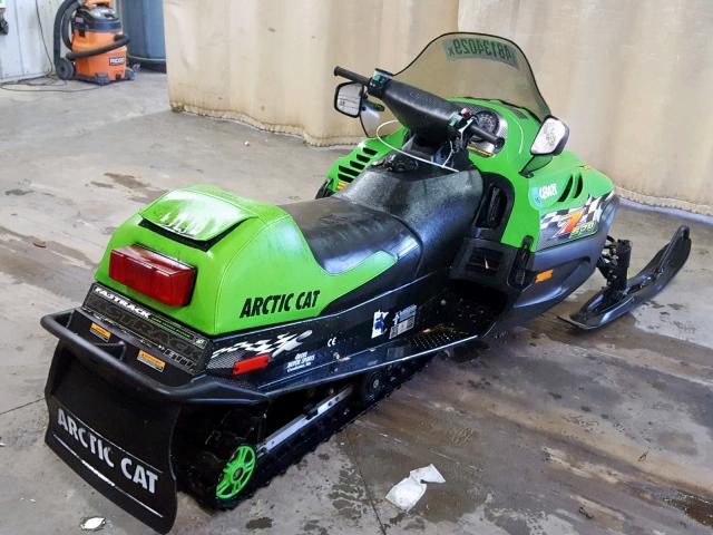 4UF02SNW42T132725 - 2002 ARCTIC CAT Z 570 GREEN photo 4