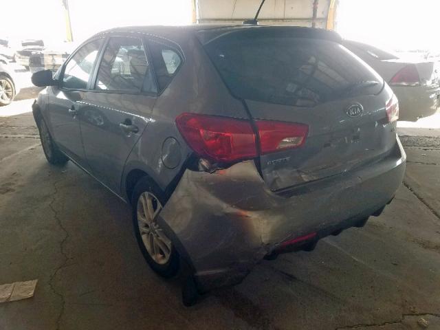 KNAFU5A2XC5547311 - 2012 KIA FORTE EX GRAY photo 3