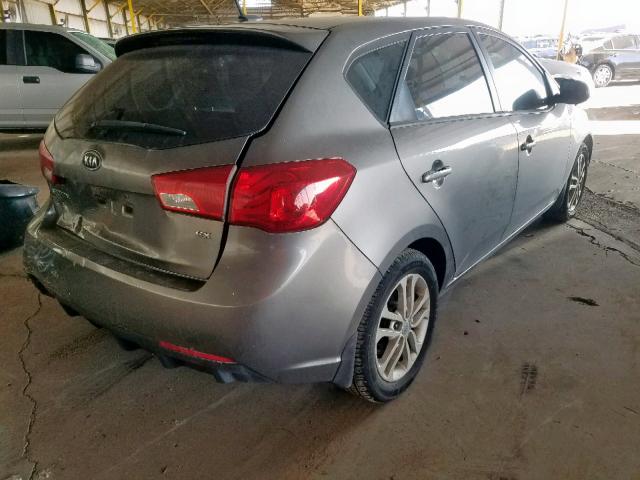 KNAFU5A2XC5547311 - 2012 KIA FORTE EX GRAY photo 4