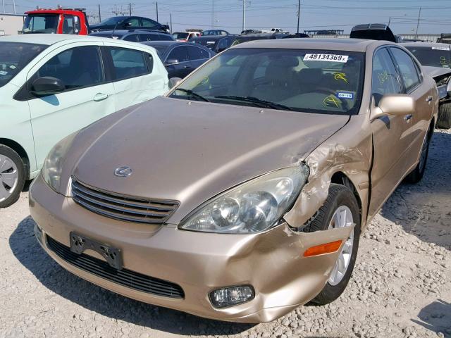 JTHBF30GX20008212 - 2002 LEXUS ES 300 GOLD photo 2