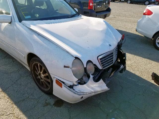 WDBJH65JX1B353237 - 2001 MERCEDES-BENZ E 320 WHITE photo 9