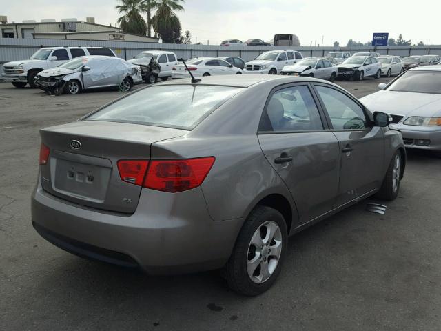 KNAFU4A22A5141658 - 2010 KIA FORTE EX GRAY photo 4