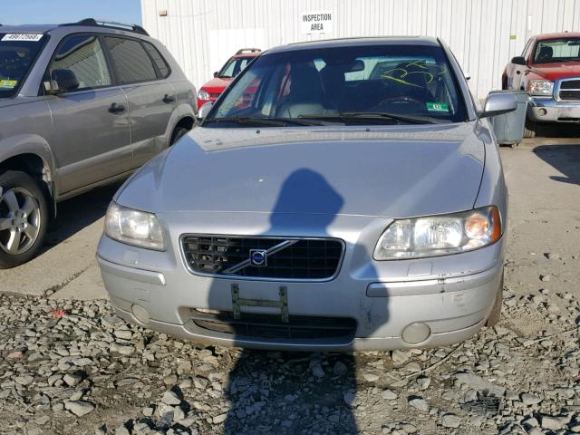 YV1RH592662514573 - 2006 VOLVO S60 2.5T SILVER photo 9