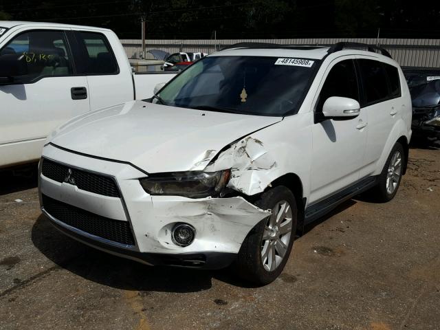 JA4AS3AW8BU010493 - 2011 MITSUBISHI OUTLANDER WHITE photo 2