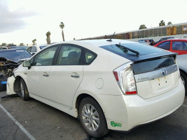 JTDKN3DP4E3053616 - 2014 TOYOTA PRIUS PLUG WHITE photo 3